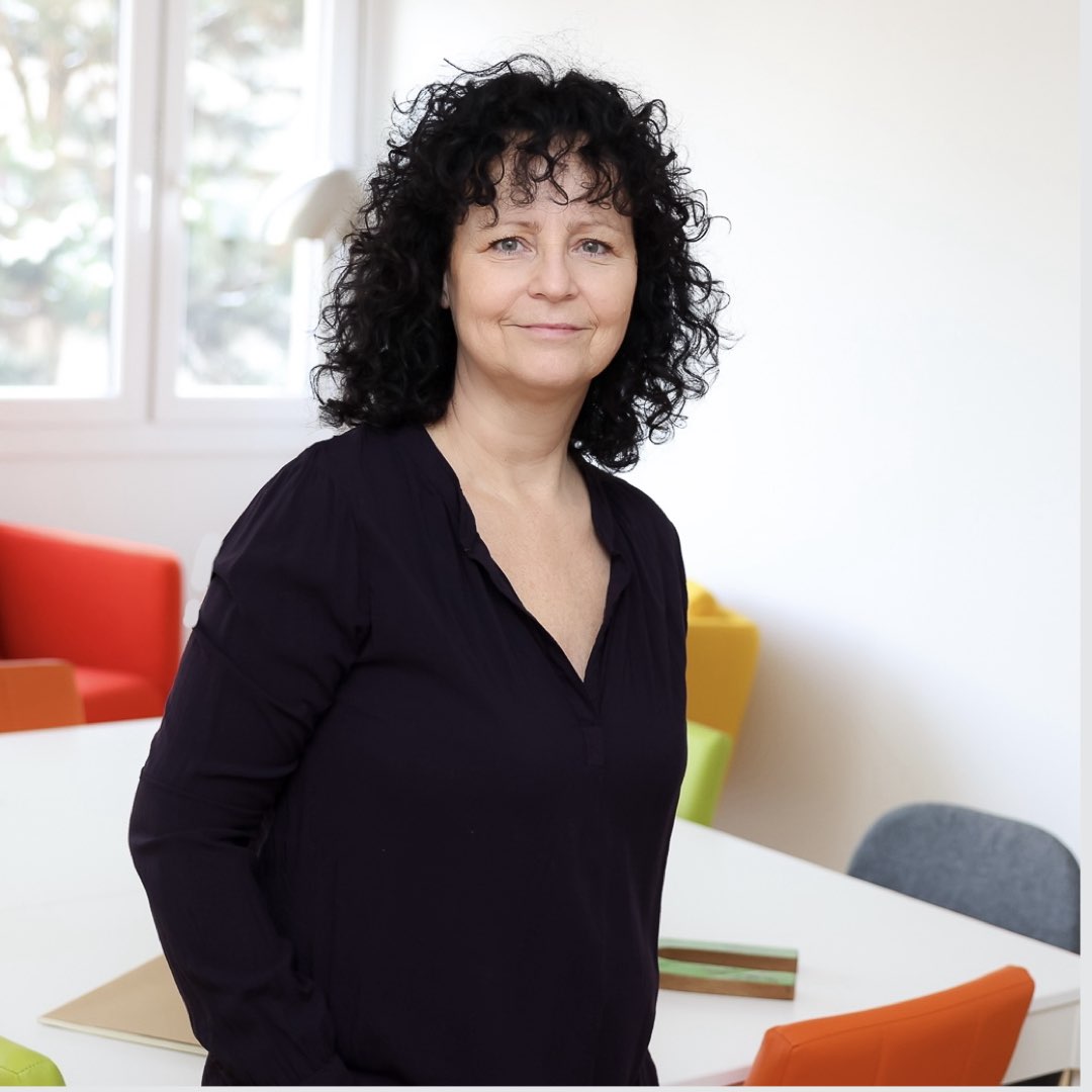 Unica Neuspiel Portrait